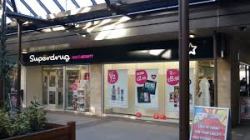 Superdrug - Catena di Profumeria a Londra