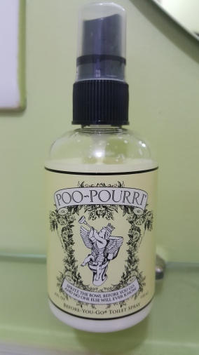 Pou-Pourri_toilet-trap-odour-bellezzainthecity