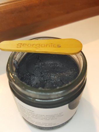 Recensione-Georganics-Dentifricio-Naturale-bellezza-in-the-city